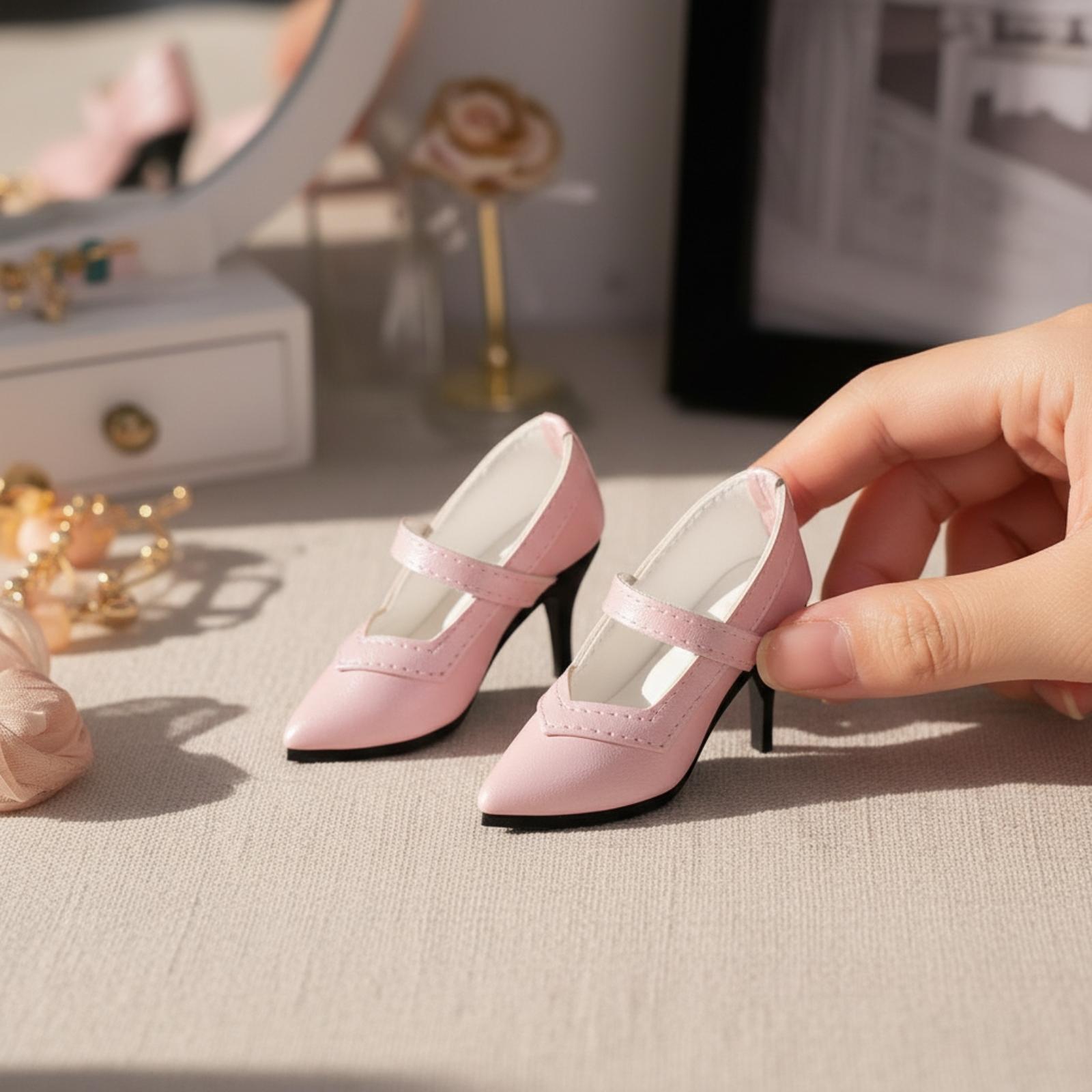Court Heel Pointed - Sapatos de Salto Fino em Resina